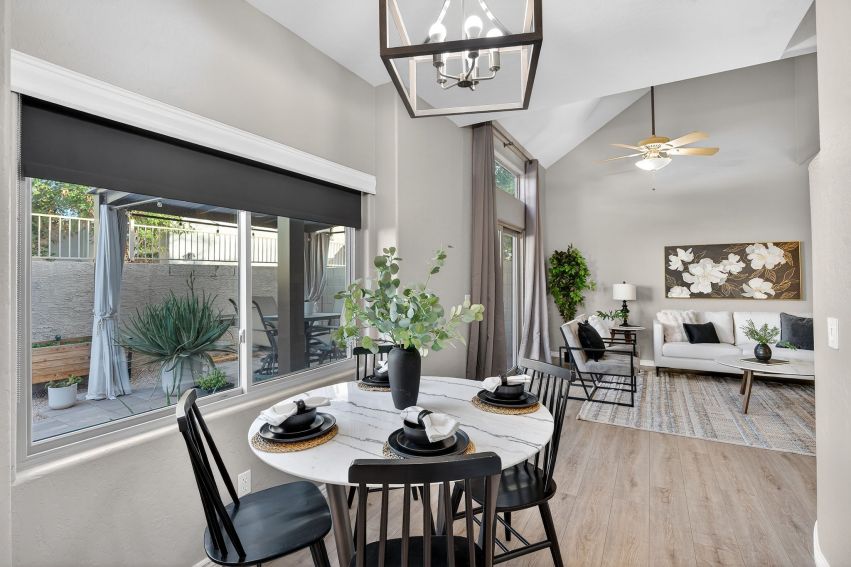 Unique on University Drive in Tempe